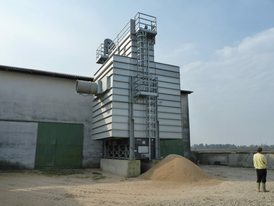 Циклическая шахтная зерносушилка Strahl 610AR