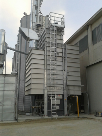 Циклическая шахтная зерносушилка Strahl 405AR