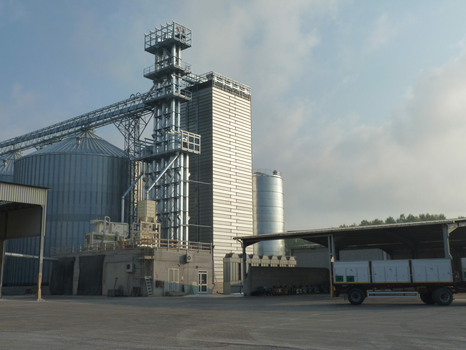 Поточная шахтная зерносушилка с рекуперацией воздуха Strahl 20000FR